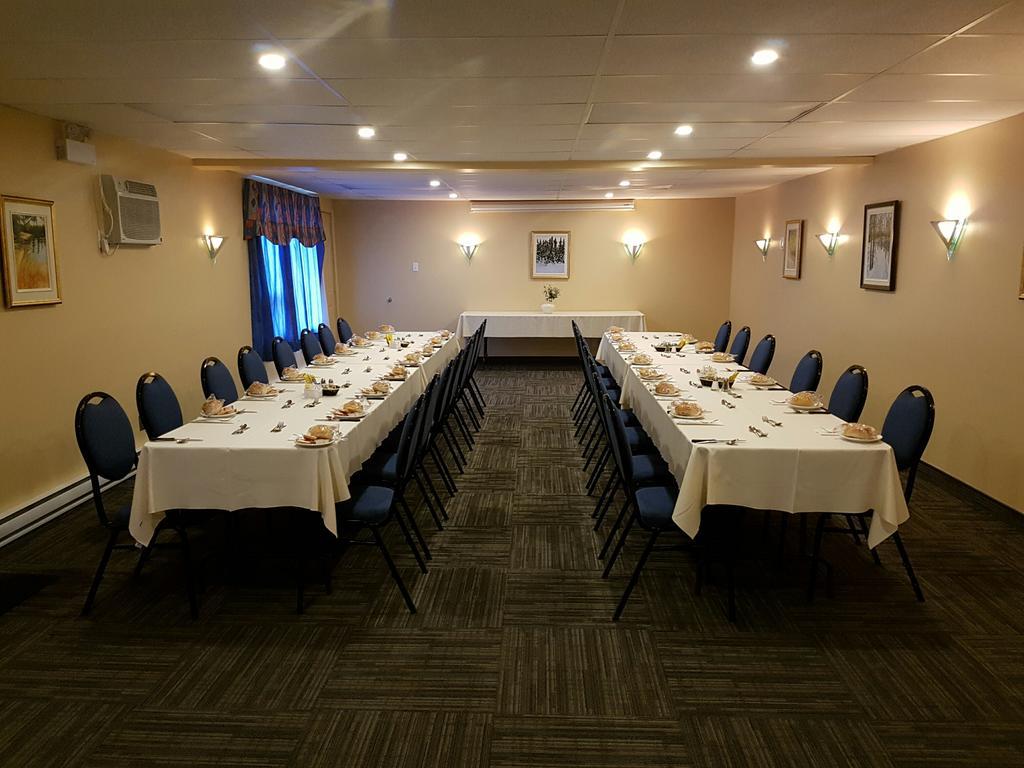 Hotel Matagami Eksteriør bilde